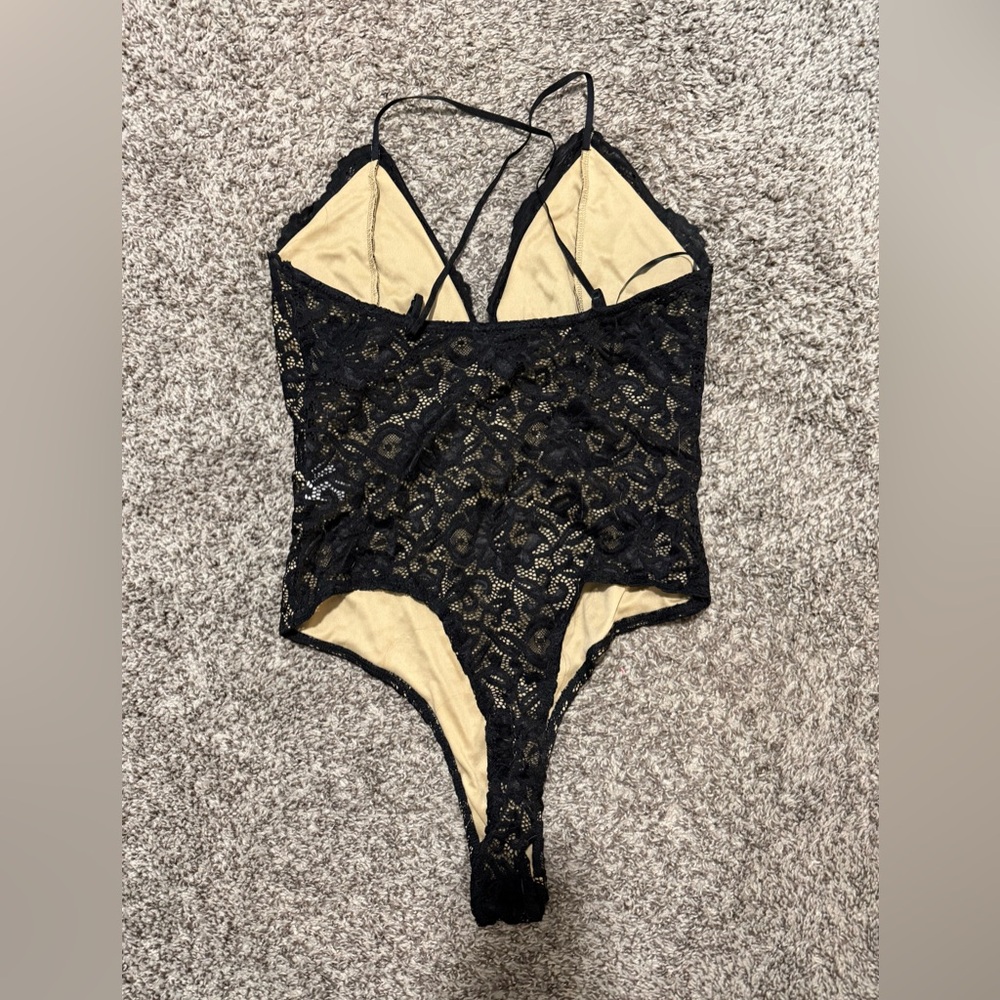 Windsor NWOT Black and Tan Lace Bodysuit size Large - Picture 2 of 3